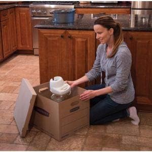 Bankers Box 8-Pack Medium Classic Moving Boxes with Reinforced Handles | Make packing faster with medium moving boxes that balance capacity, strength, and easy carrying.