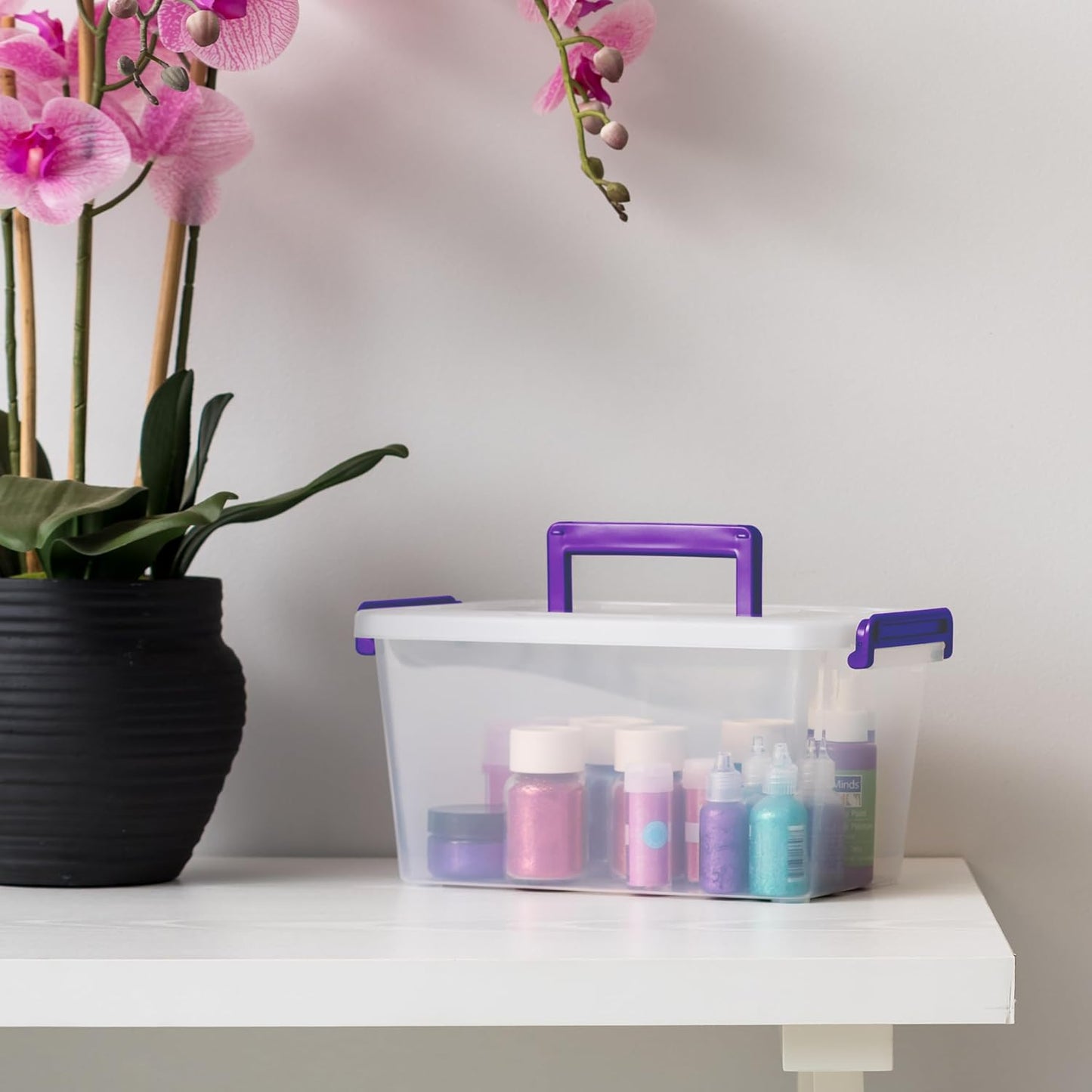 IRIS USA Storage Bins with Lids |Made in USA| 5 Qt - (6-Pack) - Clear | Built-In Handle Tote / Plastic Containers for Crafts, Art, Office & Study Supplies / Interlocking Latches